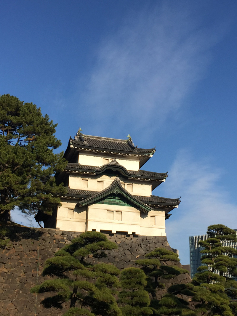 『横浜子供の絵画教室｜大倉山』和凧を飛ばす空のイメージ